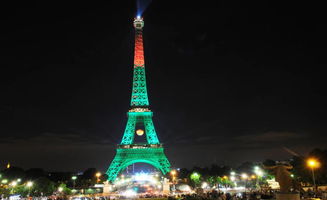 埃菲尔铁塔点亮葡萄牙四强之路 巴黎铁塔下的“红绿”荣耀
